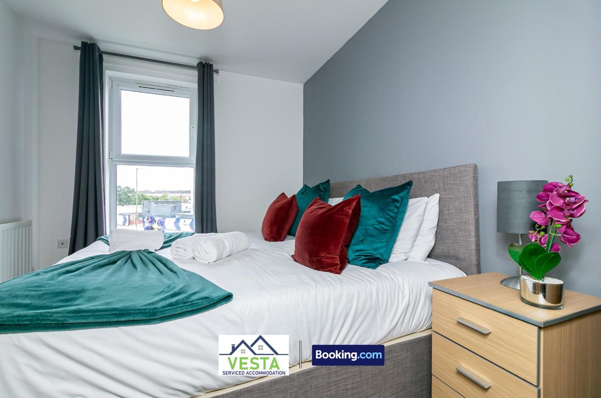Two Bedrooms Apartment By Vesta Serviced Accommodation & Short Lets Hatfield With Free Wifi Dış mekan fotoğraf